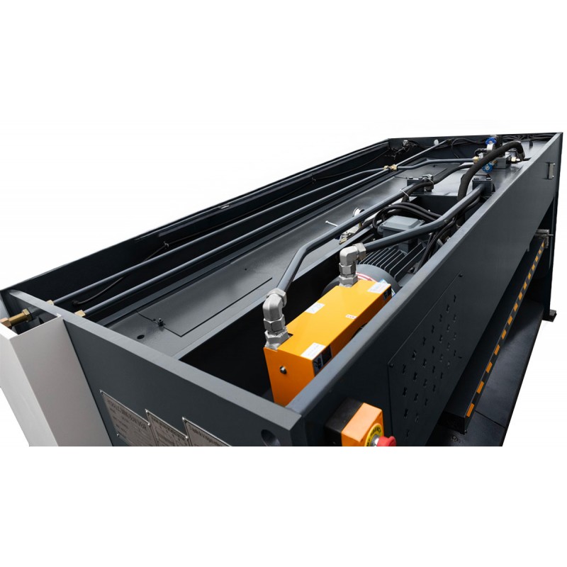 Hydraulic Guillotine Shears CORMAK SHARK NC 4x2000 | Sheet Metal Cutting | CORMAK