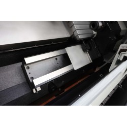 CNC Slant-Bed Lathe CORMAK CK7150x1000 – Hydraulic Chuck, 12-Tool Turret, Siemens Sinumerik 808D