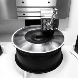 CNC Wheel Refurbishment Lathe CORMAK TDF660 | CORMAK