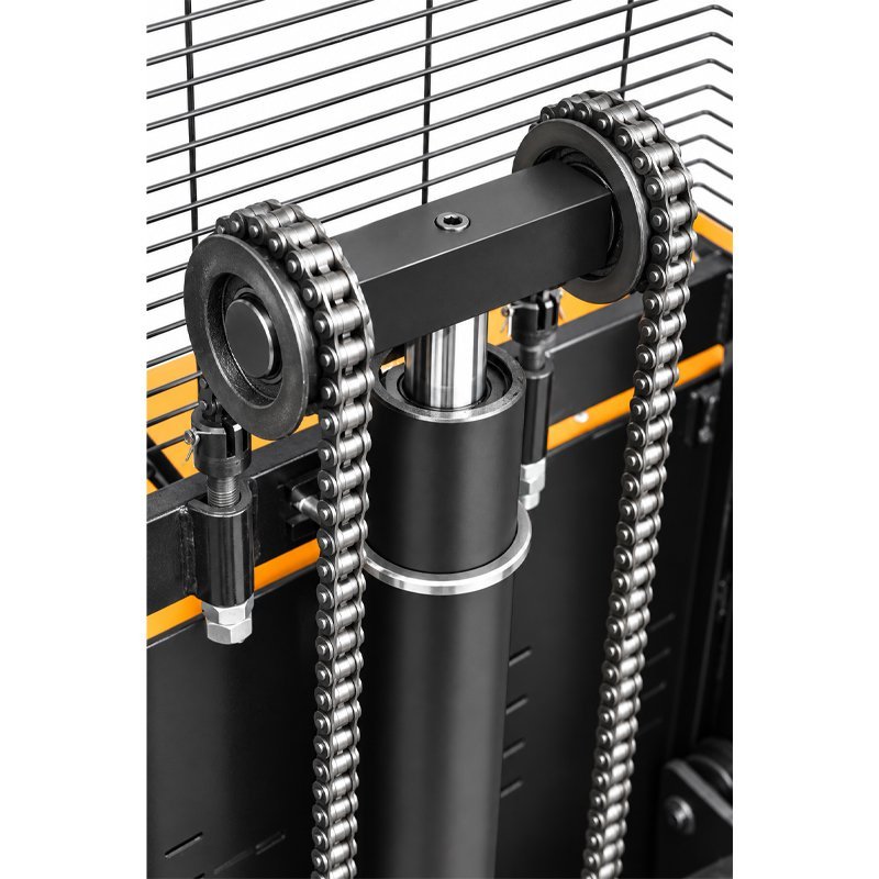 Semi-Electric Pallet Stacker CORMAK B1516 1500kg | CORMAK