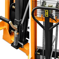 Hydraulic Manual Pallet Stacker CORMAK WRHS 1516 1500kg 1600mm | CORMAK