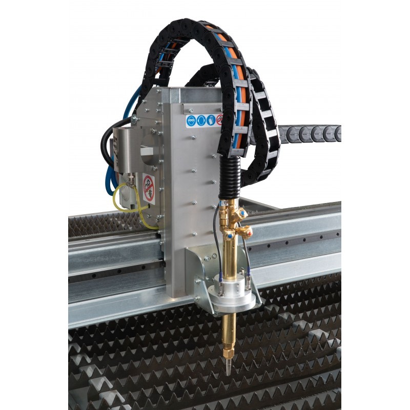 Which gas should I choose for plasma cutting?
